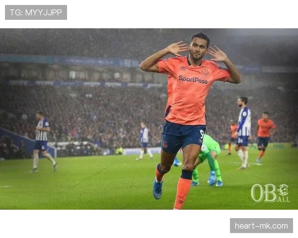 马丁内利 vs 福登：体系球员与爆点球员的差异